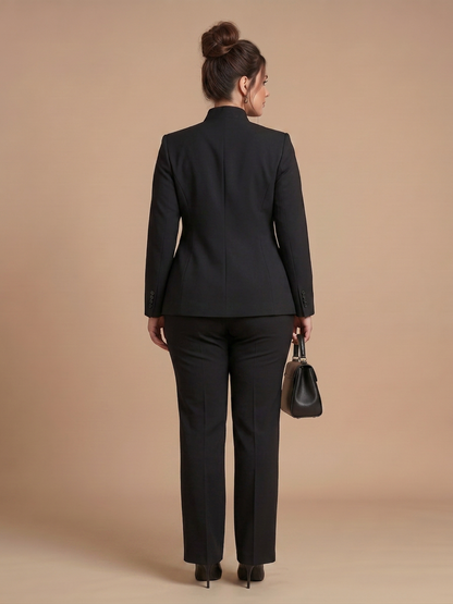Delta | Traje Estructurado con Cuello Alzado