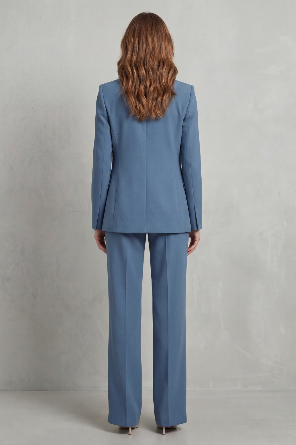 Brenda | Elegante traje de pantalón azul con corte holgado